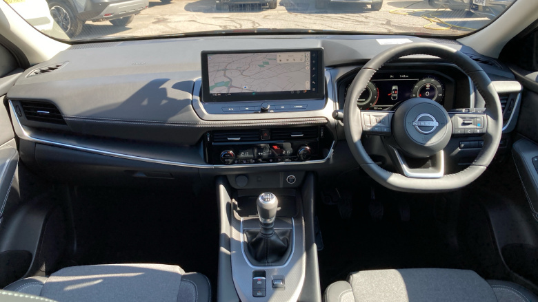 Nissan Qashqai 1.3 DiG-T MH N-Connecta 5dr Petrol Hatchback